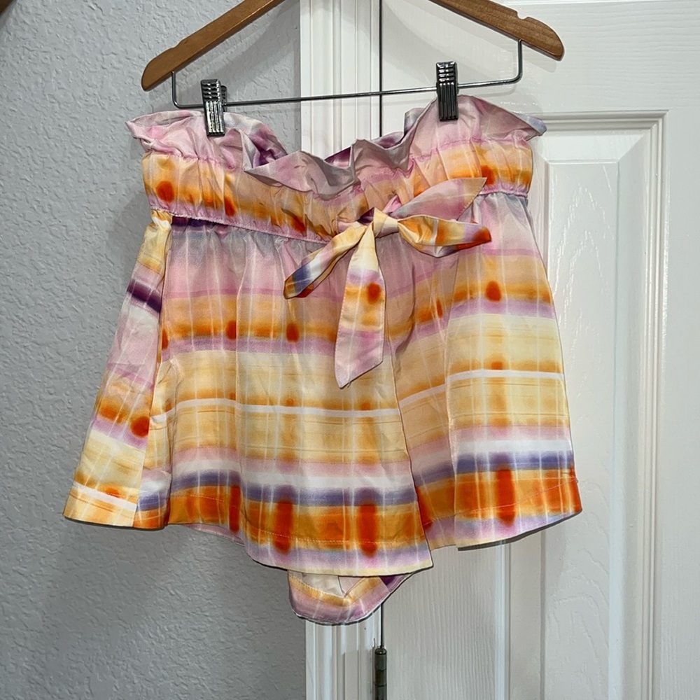 Future Collective highwaisted multicolor shorts‎ sz women’s small/medium